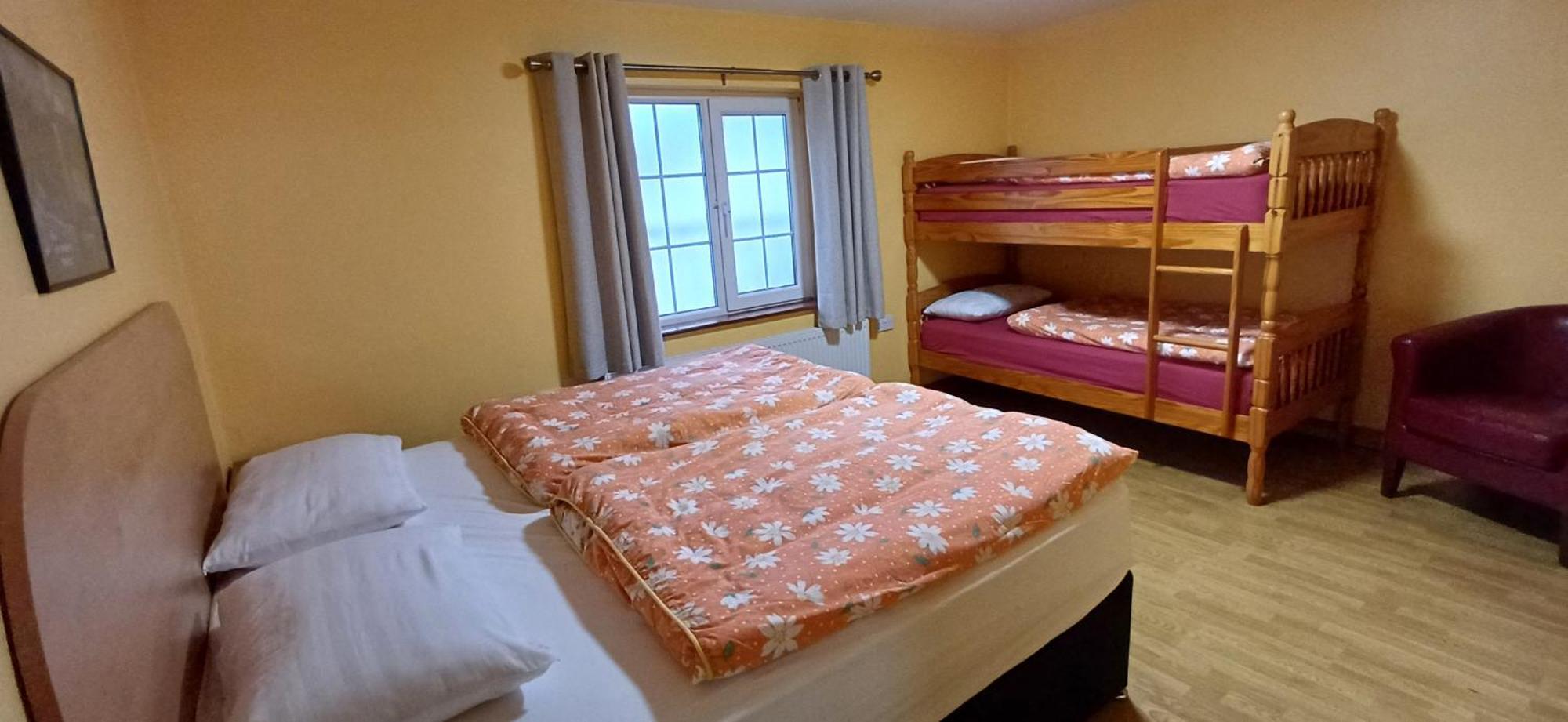 Failte Lodging Kenmare Town Centre エクステリア 写真